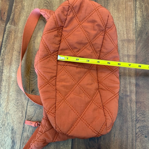☀️ Quilted Crossbody Puffer Bag Bundle - Picture 13 of 16
